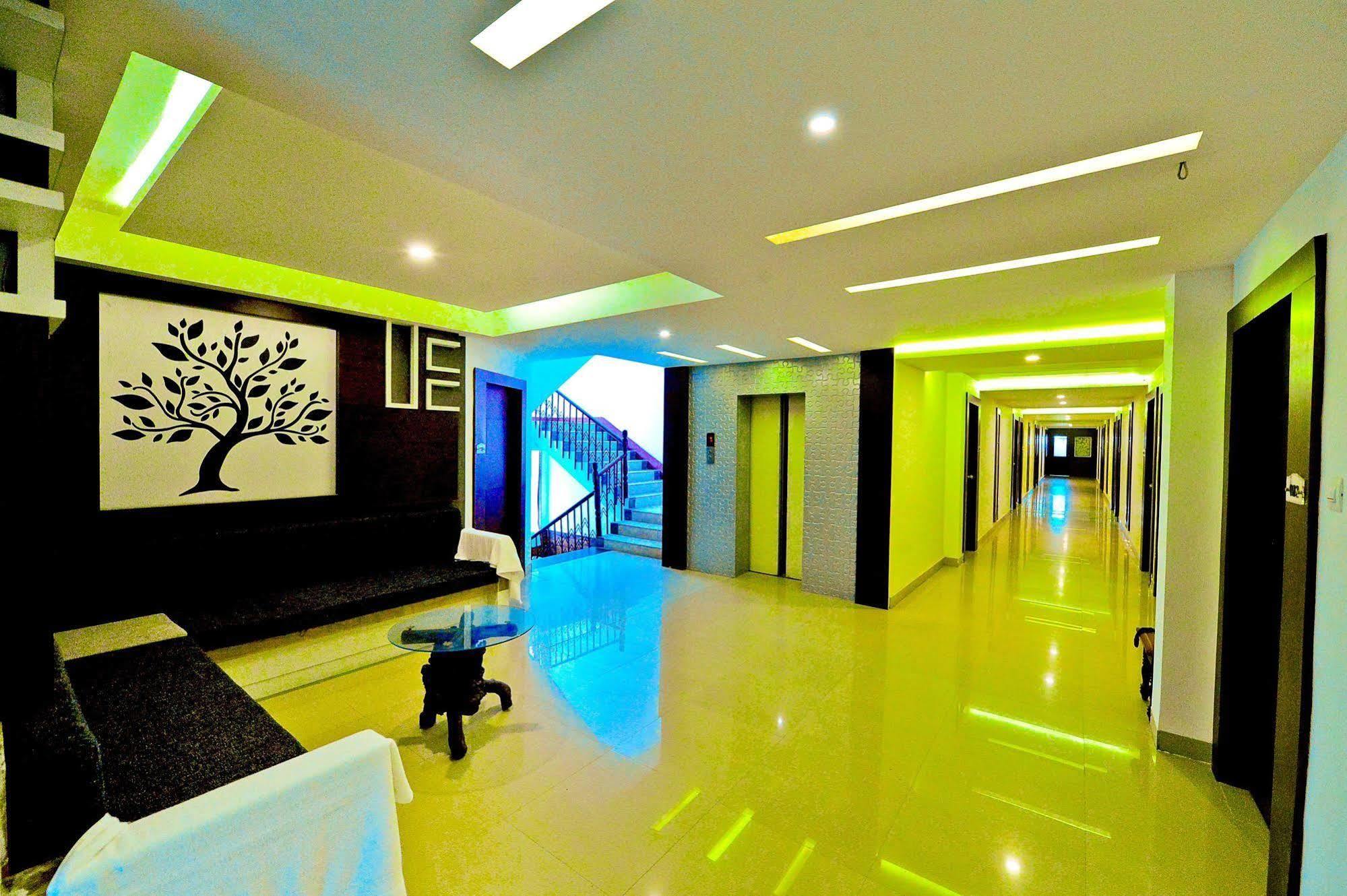 Qik Stay @ S.K. Continental Mysore Esterno foto